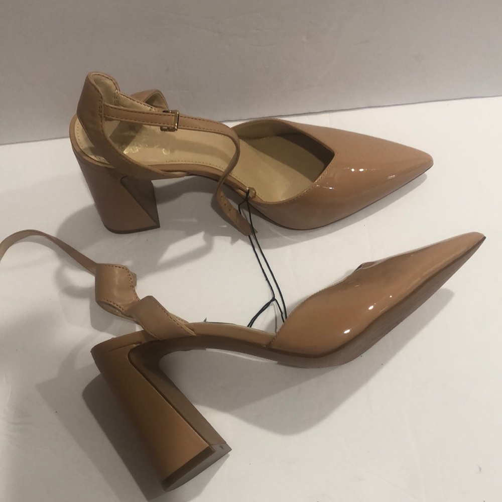 Vince Camuto Ambrei tan‎ patent block heel Sandal heels size 10 brand new - Picture 8 of 15
